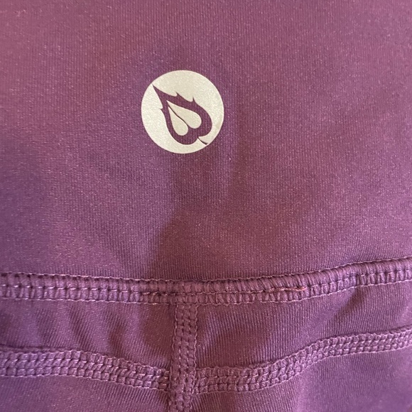 Baleaf Women's Purple Leggings - Picture 4 of 8